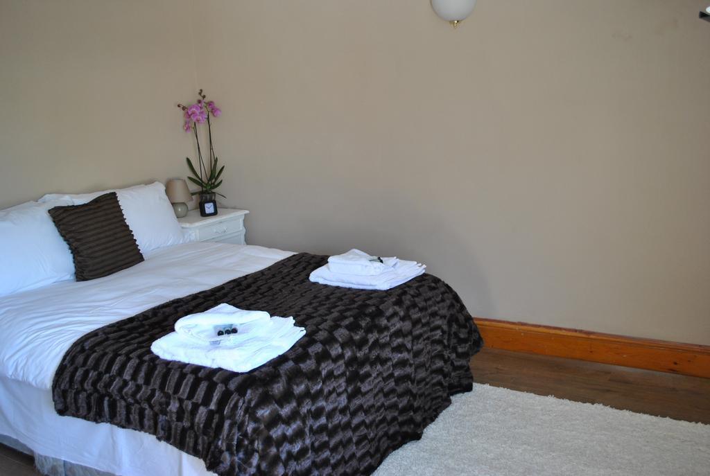 Amber Guesthouse دربي المظهر الخارجي الصورة